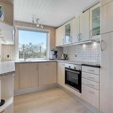 Cozy In Romo With Kitchen Holiday home