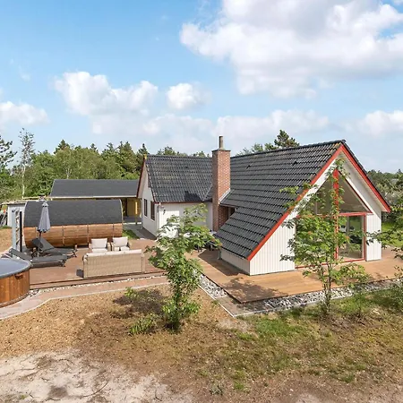 Cozy In Romo With Kitchen Holiday home Toftum (Syddanmark)